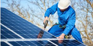 Installation Maintenance Panneaux Solaires Photovoltaïques à Champagne-Saint-Hilaire